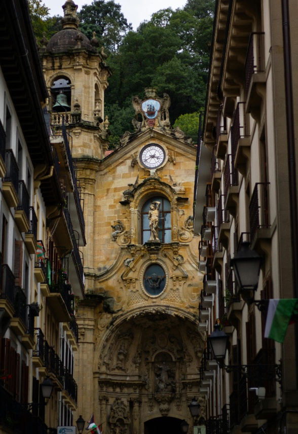 Tour Gastron�mico: Arquitectura, urbanismo y pintxos en Donostia